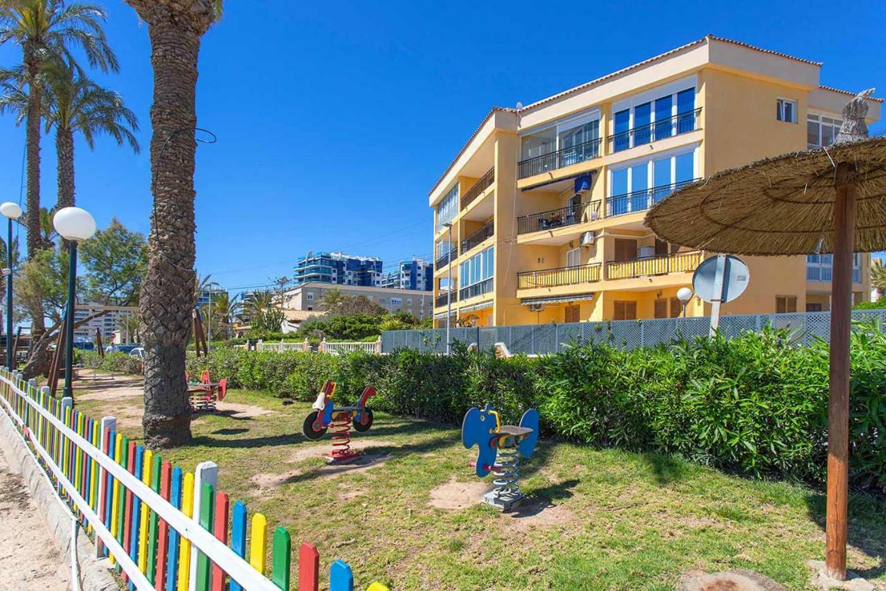 Апартаменты Ch Vista Alegre Rocio Del Mar Торевьиа Экстерьер фото