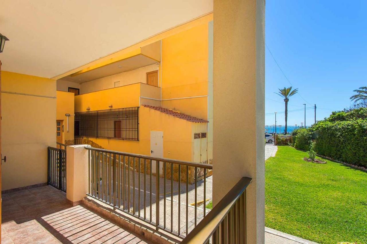 Апартаменты Ch Vista Alegre Rocio Del Mar Торевьиа Экстерьер фото